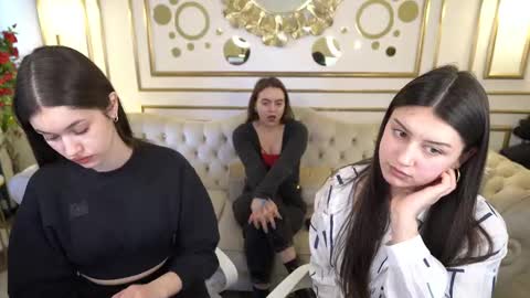 Snapshot of sheryl_elegance chatting on 03-04-25, 02:32 Sheryl online show from 03-04-25, 02:32