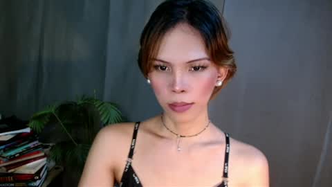 Lana But you can spell it backwards online show from 04-09-26, 03:06