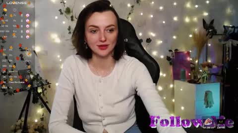 Vanessa online show from 10-13-25, 07:08