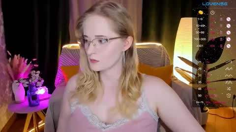 Hello guys my name is Aemilia online show from 02-05-26, 08:30
