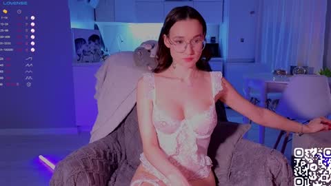 Snapshot of shey1i chatting on 12-24-24, 09:11 Sheyli online show from 12-24-24, 09:11