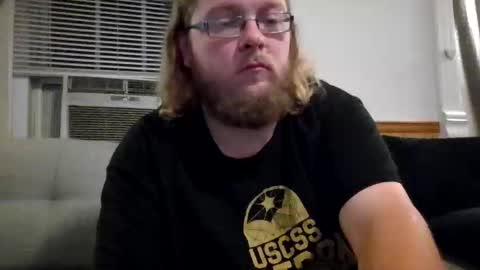 Snapshot of shifty885 chatting on 09-15-25, 01:38 shifty885 online show from 09-15-25, 01:38