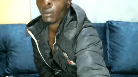 Snapshot of shikwekwe chatting on 12-01-24, 11:47 Collorewamadeals online show from 12-01-24, 11:47