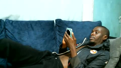 Snapshot of shikwekwe chatting on 09-29-25, 11:20 Collorewamadeals online show from 09-29-25, 11:20