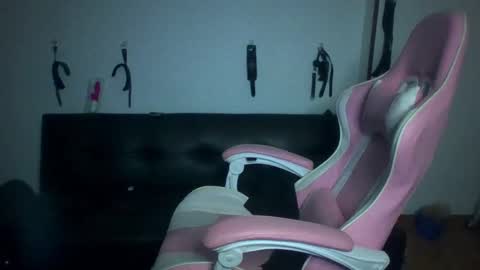 Snapshot of shineex chatting on 02-19-25, 06:11 Shinee online show from 02-19-25, 06:11