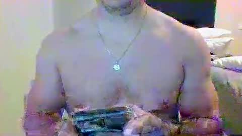 Snapshot of shines08092 chatting on 12-18-24, 11:13 shines08092 online show from 12-18-24, 11:13