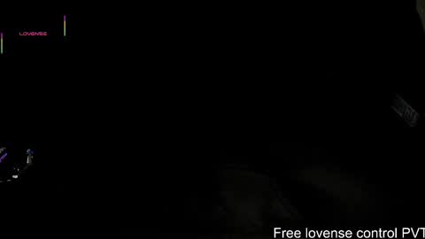 Snapshot of shinomojo chatting on 03-05-25, 07:17 Elliot online show from 03-05-25, 07:17