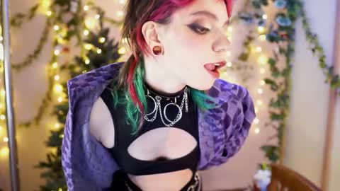 Snapshot of shiny_jail chatting on 01-17-26, 02:05 JennyMira THANK YOU FOR 77 777 online show from 01-17-26, 02:05