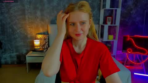 Lisa online show from 04-23-26, 01:40