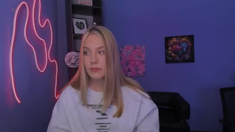 Kaya online show from 04-10-26, 02:55