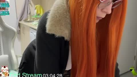 Im Lilu Rosenblum  Guys I have   ----Ill be glad to see you there online show from 04-10-26, 05:28