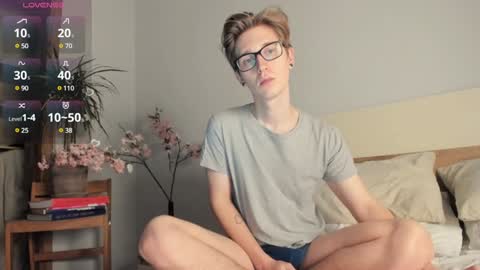 Snapshot of shirizo chatting on 12-18-24, 08:53 Matthew online show from 12-18-24, 08:53