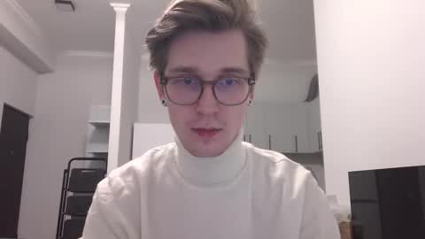 Snapshot of shirizo chatting on 02-15-26, 07:21 Matthew online show from 02-15-26, 07:21