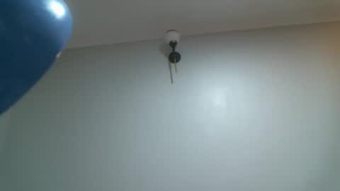 Shi-ro online show from 11-24-25, 10:37