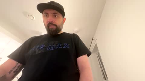 Shady online show from 02-25-26, 10:30