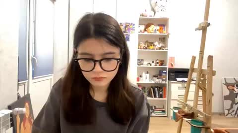 Marie online show from 03-22-26, 12:30