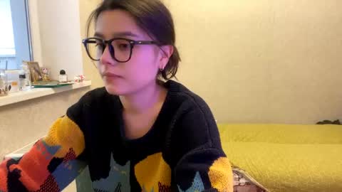 Snapshot of shontagrabowski chatting on 05-29-26, 02:26 Marie online show from 05-29-26, 02:26