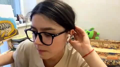 Marie online show from 07-08-26, 01:59