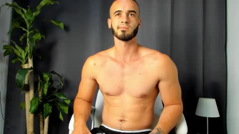 Shooter online show from 10-28-25, 01:09