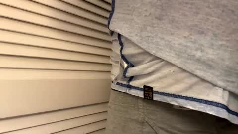 Snapshot of shortbelly69 chatting on 11-05-25, 08:47 shortbelly69 online show from 11-05-25, 08:47