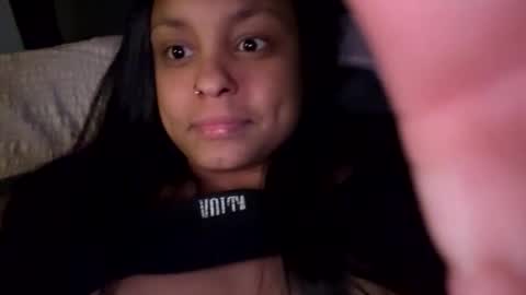 Snapshot of shortgalsquirts chatting on 05-20-26, 08:31 shortgalsquirts online show from 05-20-26, 08:31