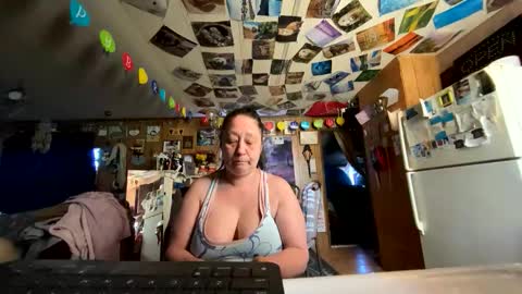 shorty920505 online show from 05-26-26, 01:01