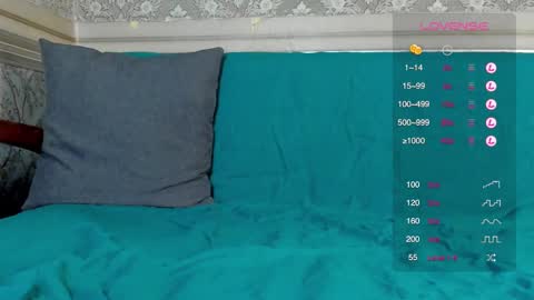 Snapshot of shottan chatting on 02-17-25, 03:53 Oleg online show from 02-17-25, 03:53