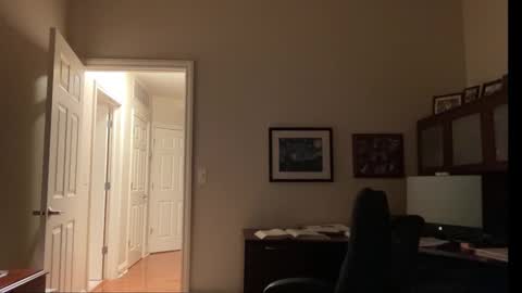 Snapshot of showmet chatting on 09-28-25, 03:45 Chicago Guy online show from 09-28-25, 03:45