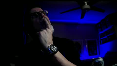 shrewtamer online show from 12-17-24, 03:28