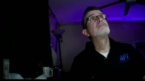 shrewtamer online show from 12-28-24, 05:23