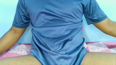 shyeyes online show from 01-31-25, 03:44