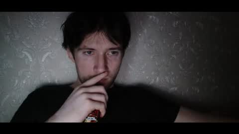 Snapshot of shy_matthew chatting on 10-12-25, 01:26 Matthew online show from 10-12-25, 01:26