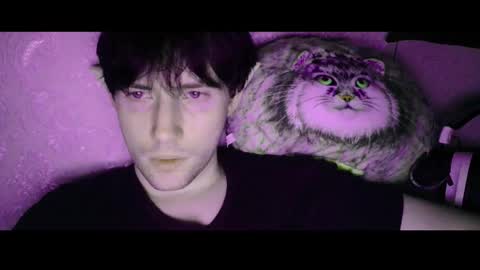 Snapshot of shy_matthew chatting on 10-30-25, 01:51 Matthew online show from 10-30-25, 01:51