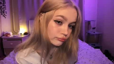 Megan 3 online show from 09-21-25, 09:38