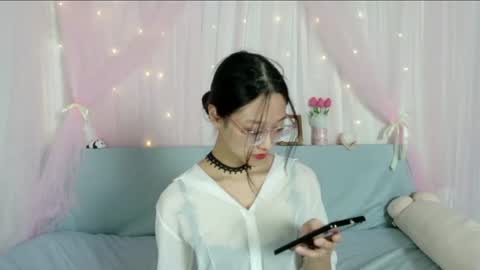 shy_pink_doll online show from 07-31-26, 03:44