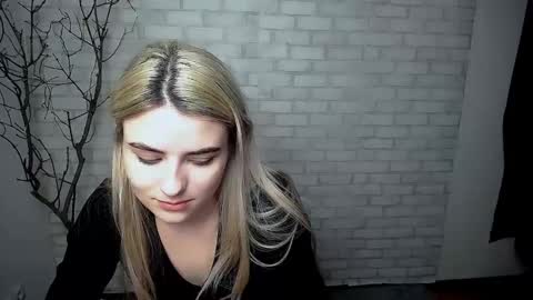 shy_sabrina_ online show from 01-10-25, 08:51