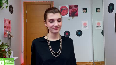 Bella online show from 01-23-25, 11:37