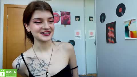 Bella online show from 02-14-25, 07:49