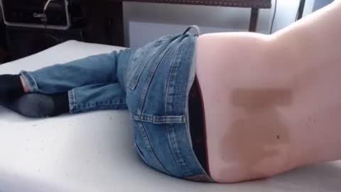 Snapshot of shyboyfu chatting on 09-11-25, 04:18 Funtimes online show from 09-11-25, 04:18