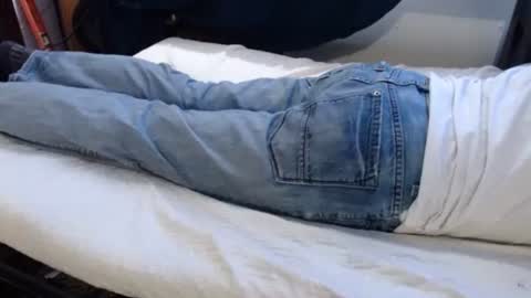 Snapshot of shyboyfu chatting on 11-17-25, 05:19 Funtimes online show from 11-17-25, 05:19