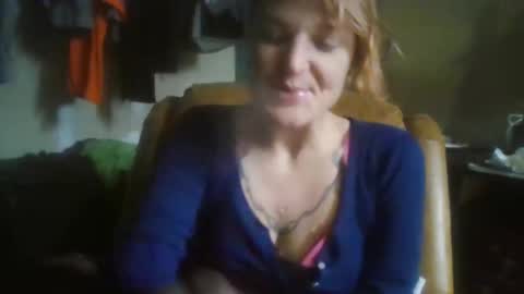 Snapshot of shyesiren chatting on 11-16-25, 07:03 shyesiren online show from 11-16-25, 07:03