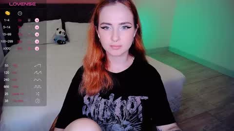 Effie online show from 04-15-26, 10:00