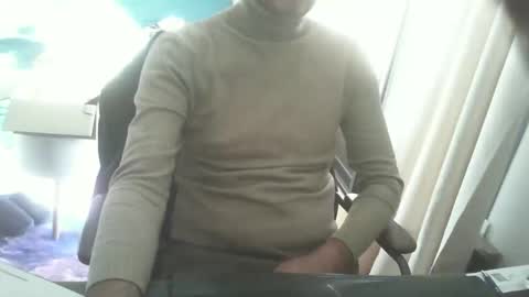 Snapshot of shyfrenchcock chatting on 01-17-25, 11:27 shyfrenchcock online show from 01-17-25, 11:27