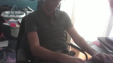 Snapshot of shyfrenchcock chatting on 10-16-25, 09:32 shyfrenchcock online show from 10-16-25, 09:32