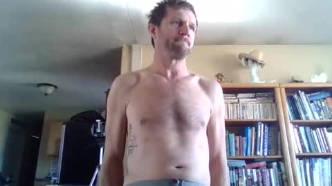 Snapshot of shyguy9387 chatting on 01-02-25, 05:50 shyguy9387 online show from 01-02-25, 05:50