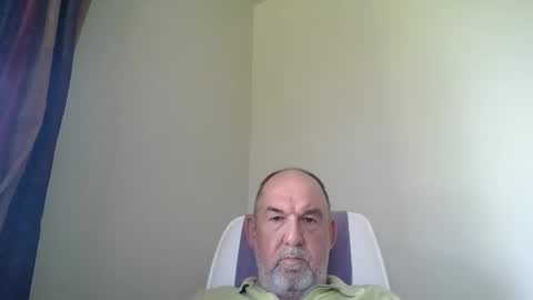 Snapshot of shyguytm chatting on 12-22-24, 10:58 shyguytm online show from 12-22-24, 10:58