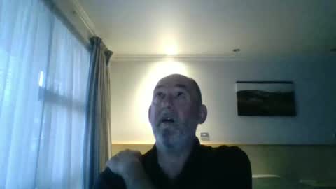 Snapshot of shyguytm chatting on 10-14-25, 06:25 shyguytm online show from 10-14-25, 06:25