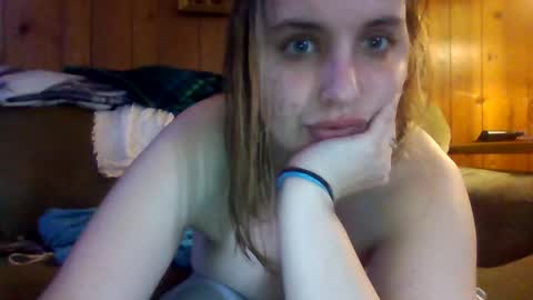 shylee538825 online show from 11-10-25, 04:17