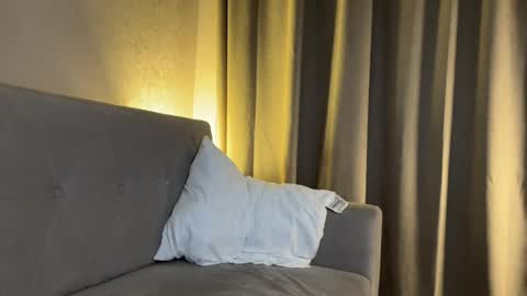 Amelia online show from 03-27-26, 07:24