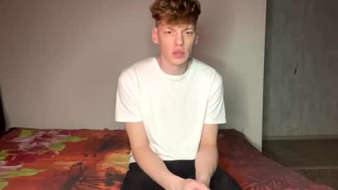 Snapshot of shyredstar chatting on 12-23-24, 03:44 Tom and Betty online show from 12-23-24, 03:44